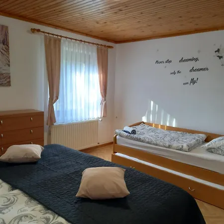Apartment Apartma Melita Rovte